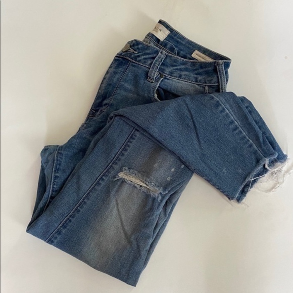 PAC sun mid rise skinniest size 24 jeans